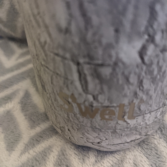 S'well insulated water bottle 17oz - birch - Picture 4 of 4